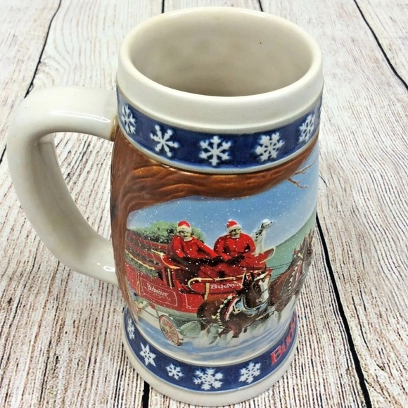 1995 Budweiser Holiday Stein titled "Lighting The Way Home" - Picture 3 of 16